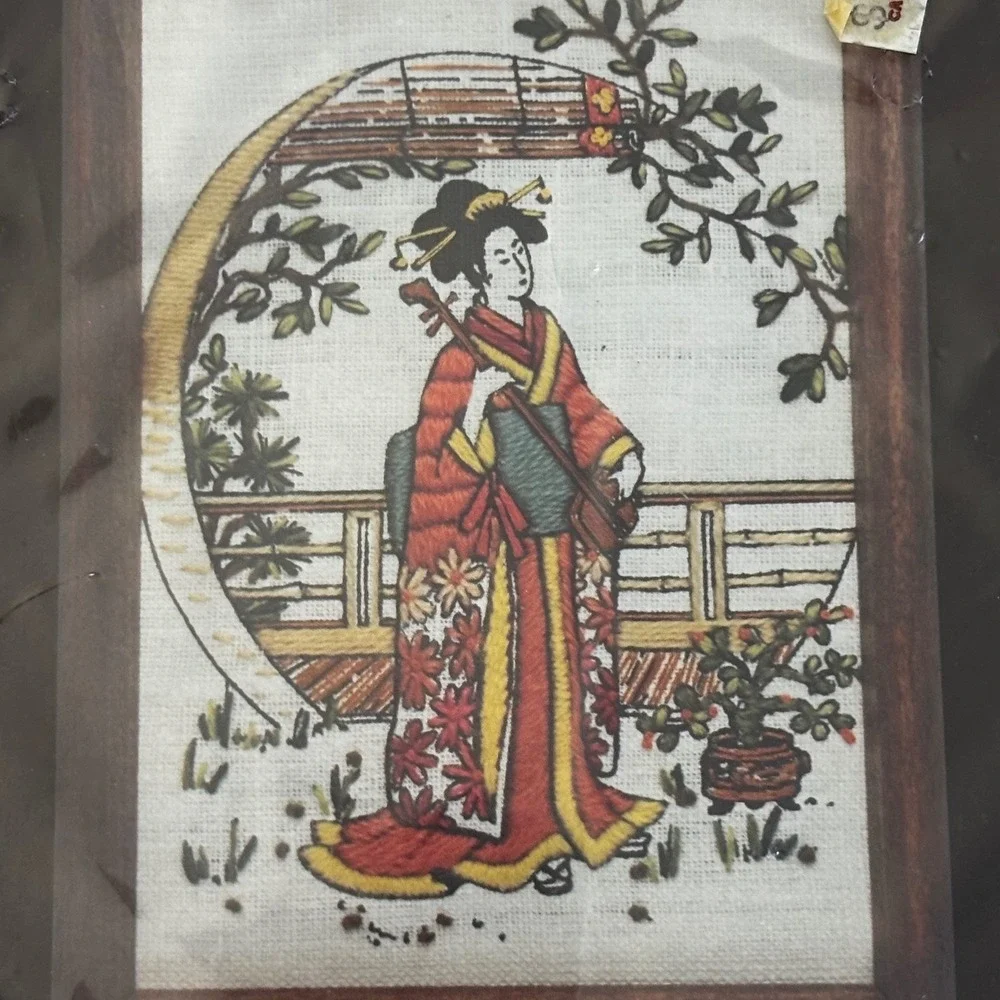 Vintage‎ Dimensions Crewel embroidery Kit Oriental Woman with Lute Zitomer 6066